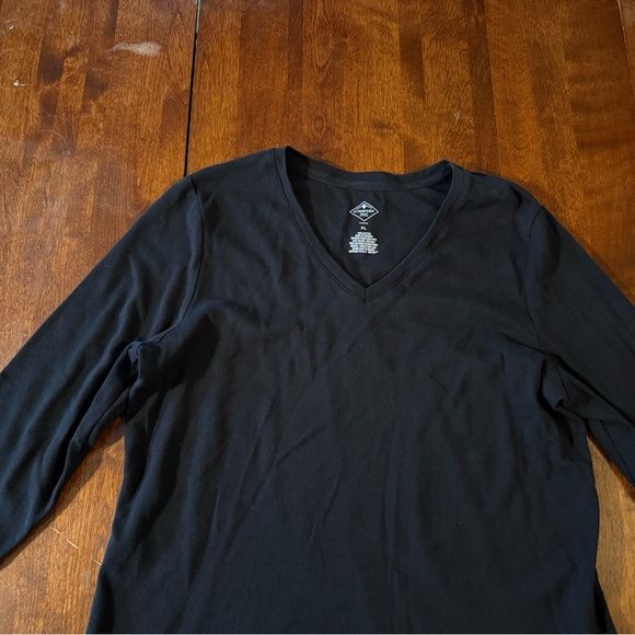 St. John’s Bay Petite Black 3/4 Length Sleeves Cotton Top PL L - Picture 3 of 3